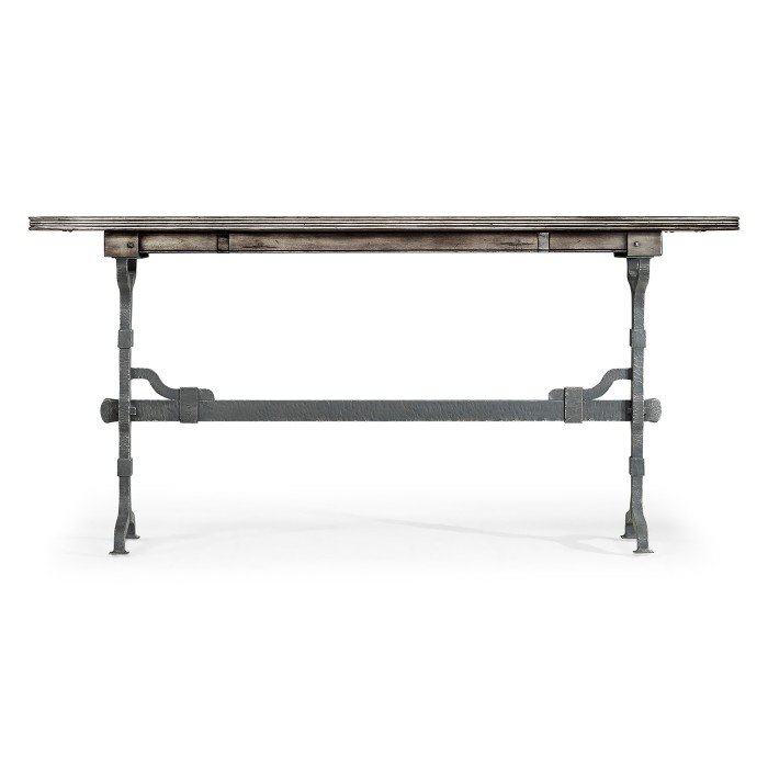 Casual Hunt Table