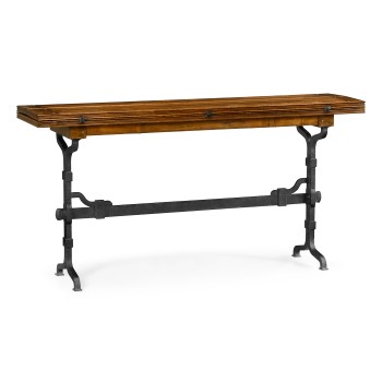 Casual Hunt Table