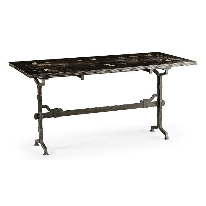 Casual Hunt Table