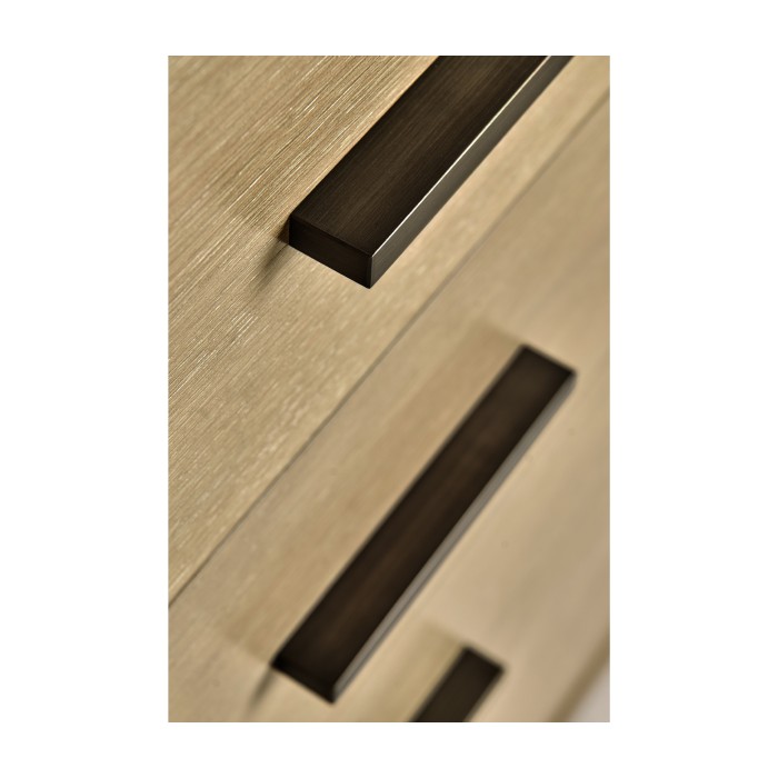 Cambrio Tall Chest