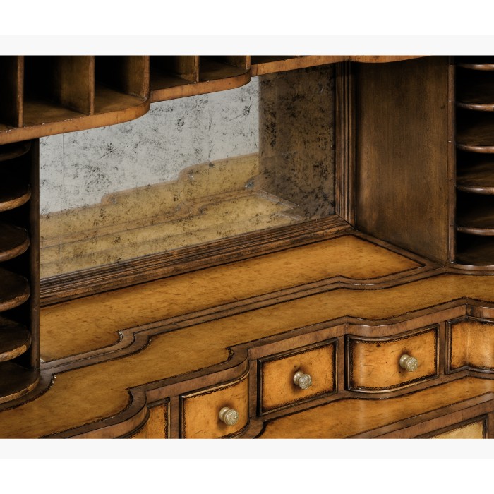William & Mary Walnut & Oyster Secrétaire Cabinet 