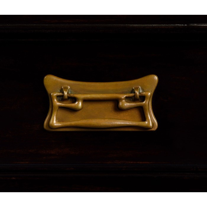 Classical Chinese console (Walnut)