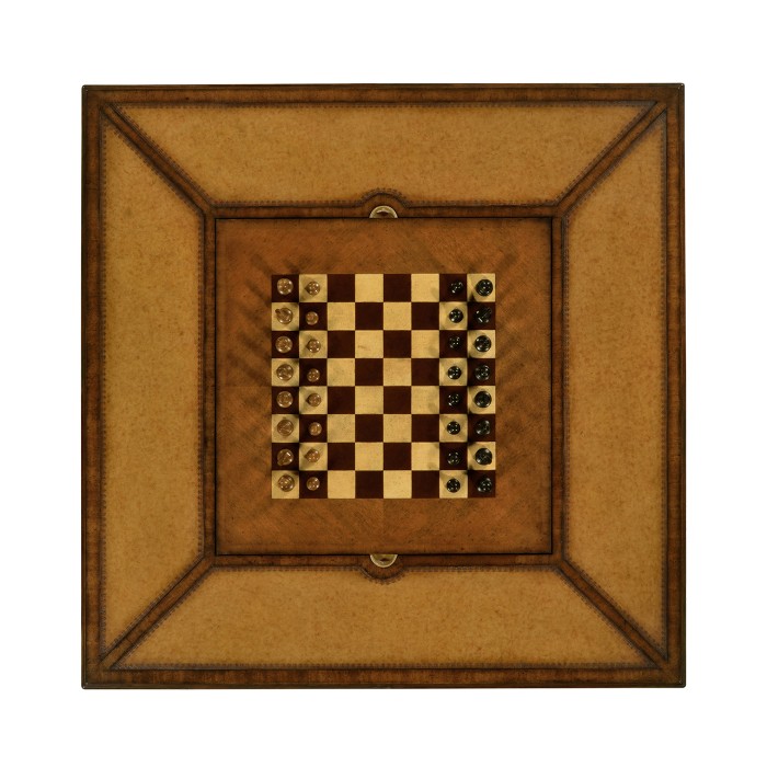 Square games table (Walnut)