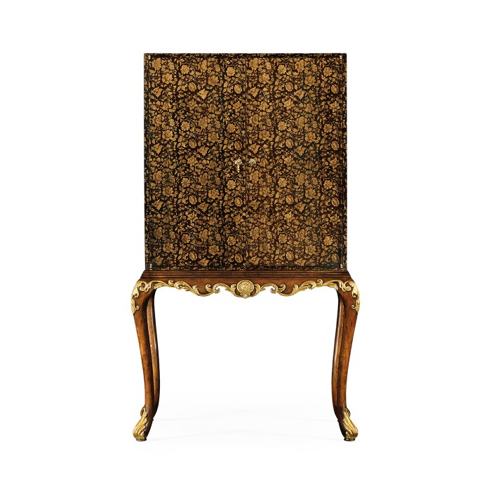Black Chinoiserie Drinks Cabinet
