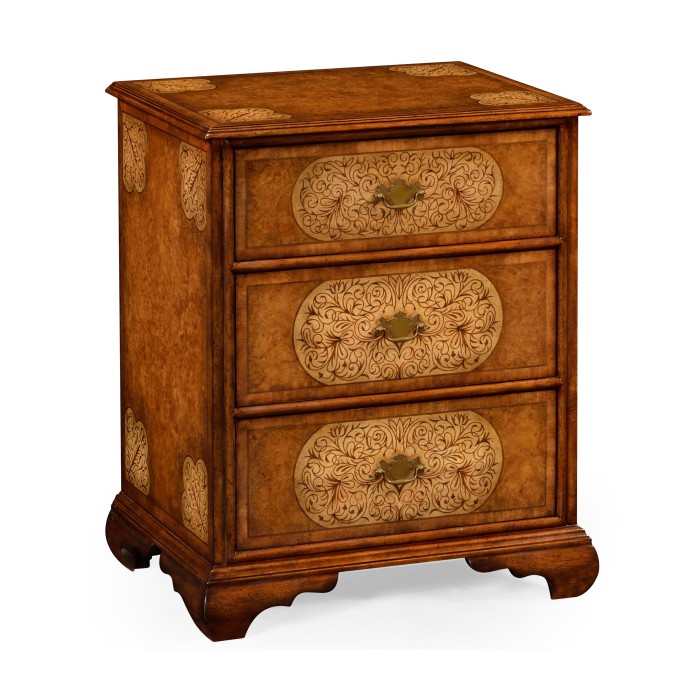 Small seaweed chest of drawers