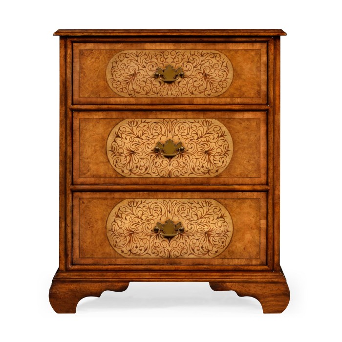 Small seaweed chest of drawers