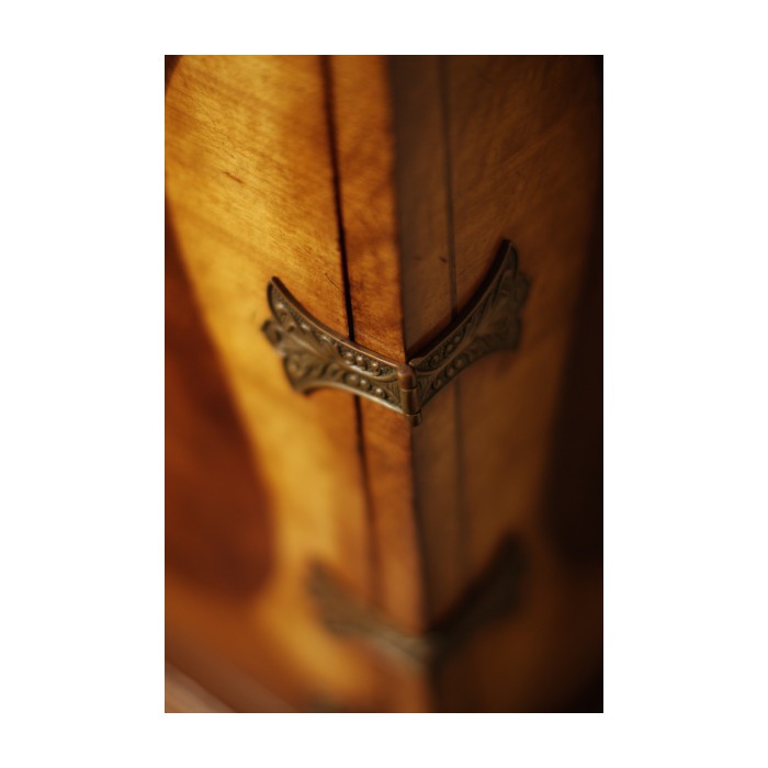 Queen Anne Walnut & Satinwood Drinks Cabinet