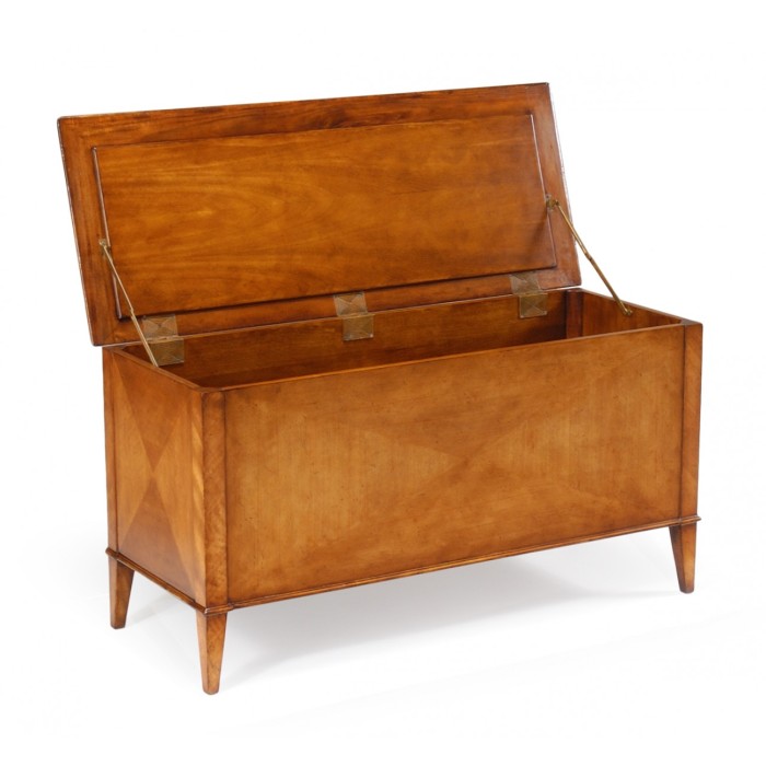 Blanket chest