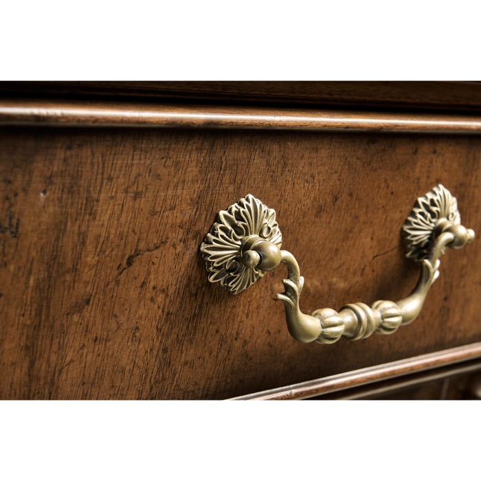 Traditional Double Narrow Cabinet with Twin Cupboards