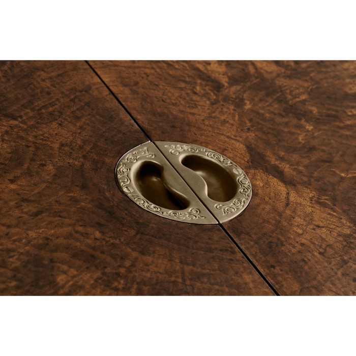 Handkerchief games table