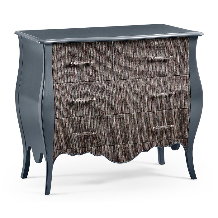 Excitation Linen Bombay Chest