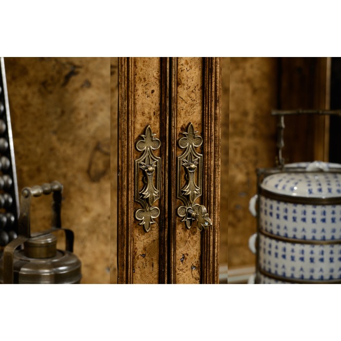 Queen Anne Pollard Veneer Bookcase with Glazed Doors