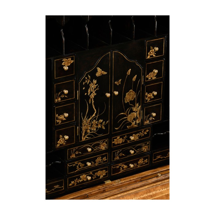 Queen Anne Walnut Bureau with Chinoiserie Interior & Panelled Doors