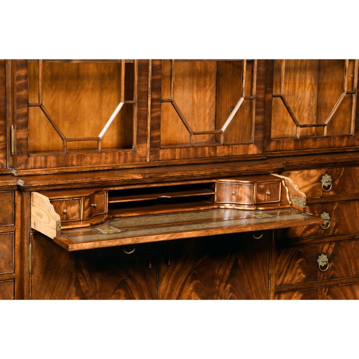 Buckingham Triple Mahogany Display Cabinet