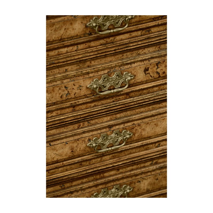 George II style burl oak chest of four drawers