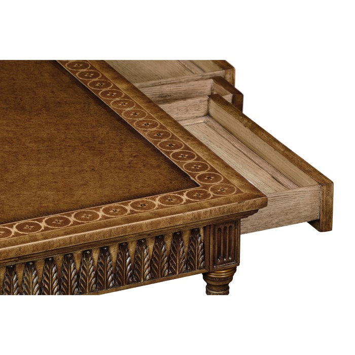 Napoleon III style bureau plat with fine inlay