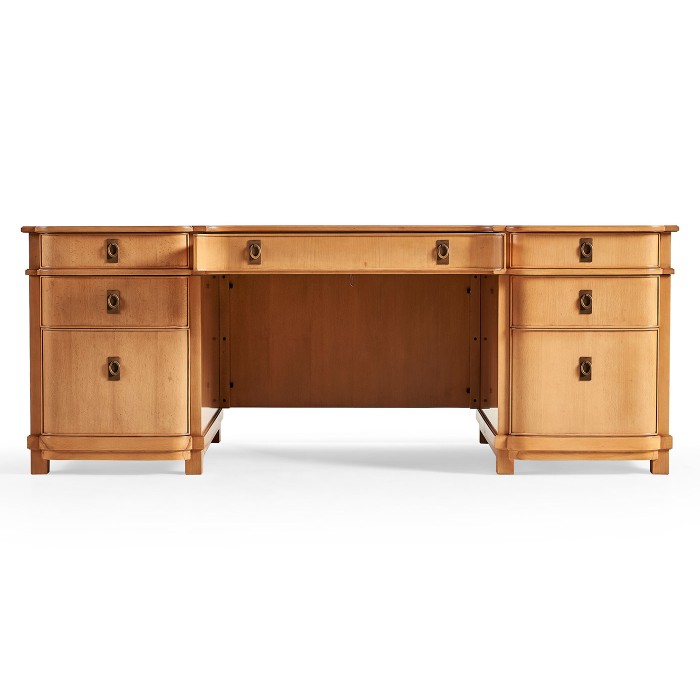 Federal style mahogany kneehole desk