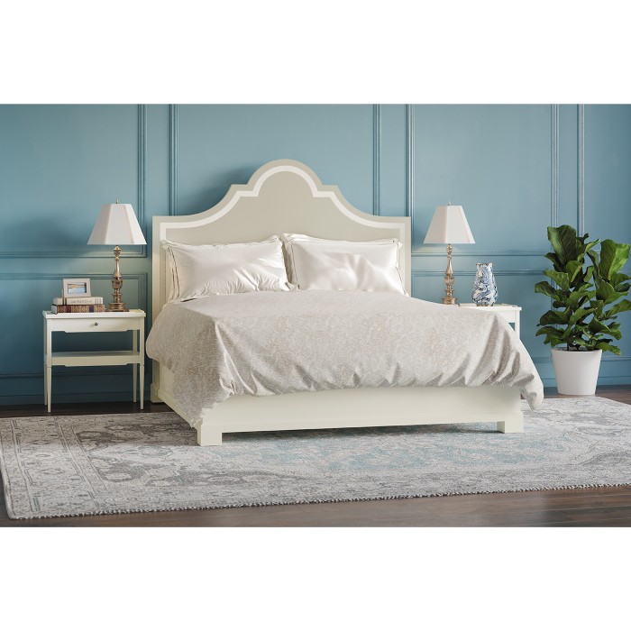 Remanence Rectangular Side Table