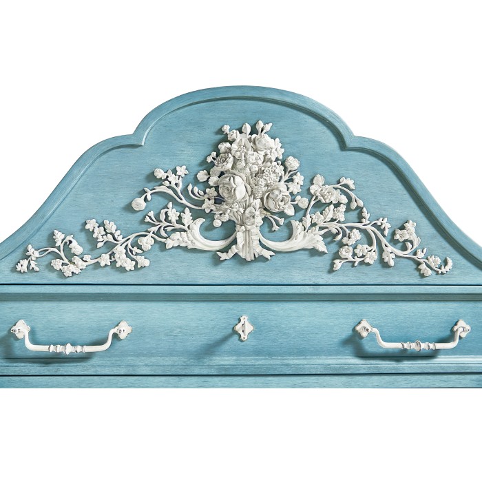 Cirrus Carved Tallboy