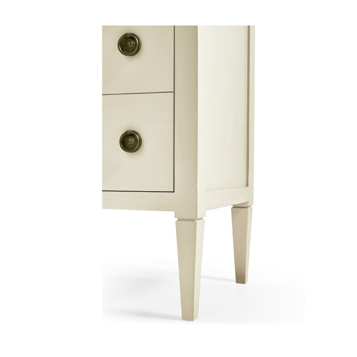 Mon Petite Chest