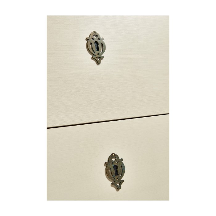 Mon Petite Chest