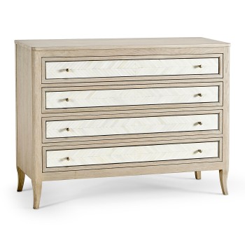 Berm Bachelors Chest