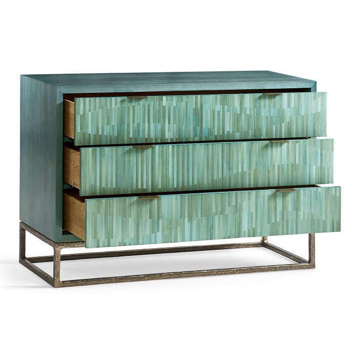 Seaglass Bunching Chest