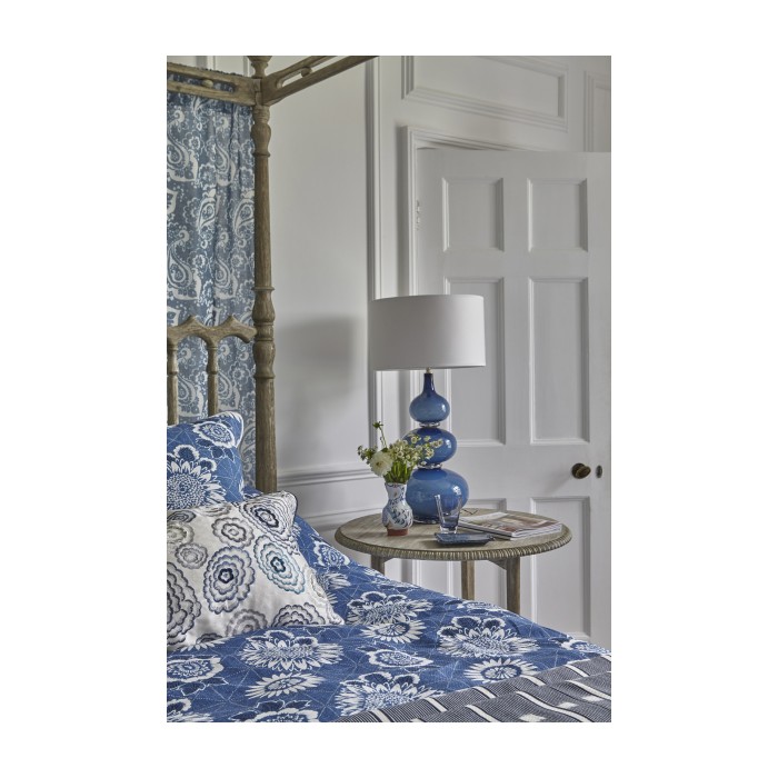 Morris Queen Bed