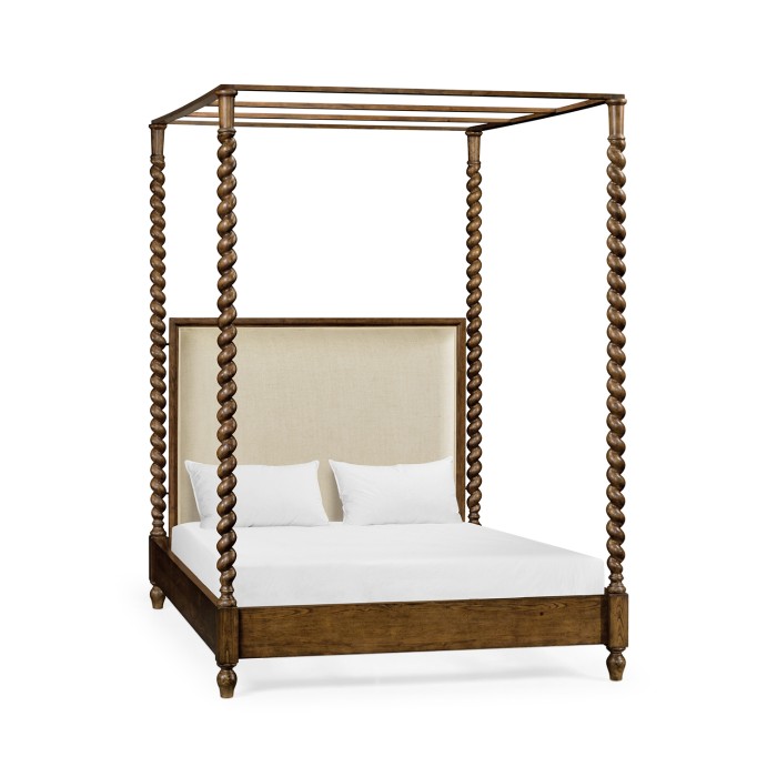 Four Poster Warm Chestnut US Queen Daybed